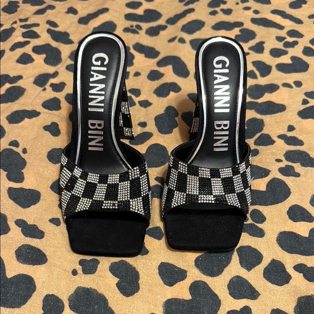 Gianni Bini Black and White Checkered Women's Shoes